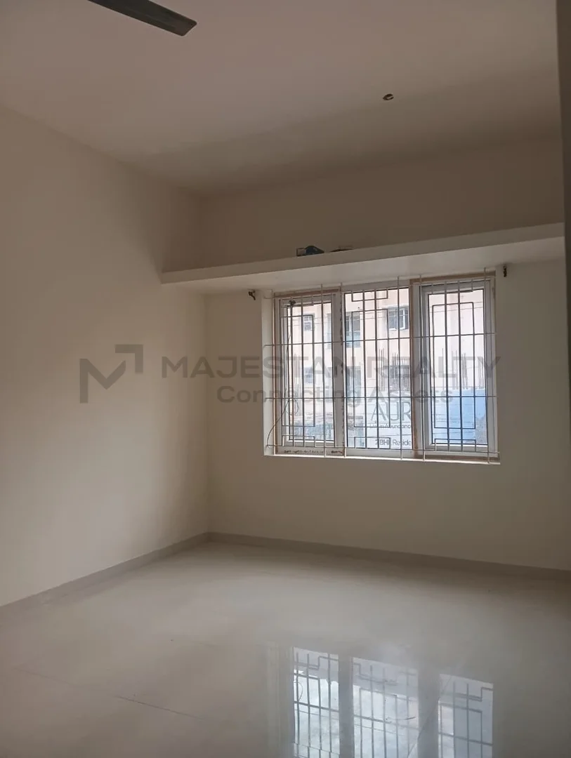 2BHK Apartment In Saibaba Colony photo 4