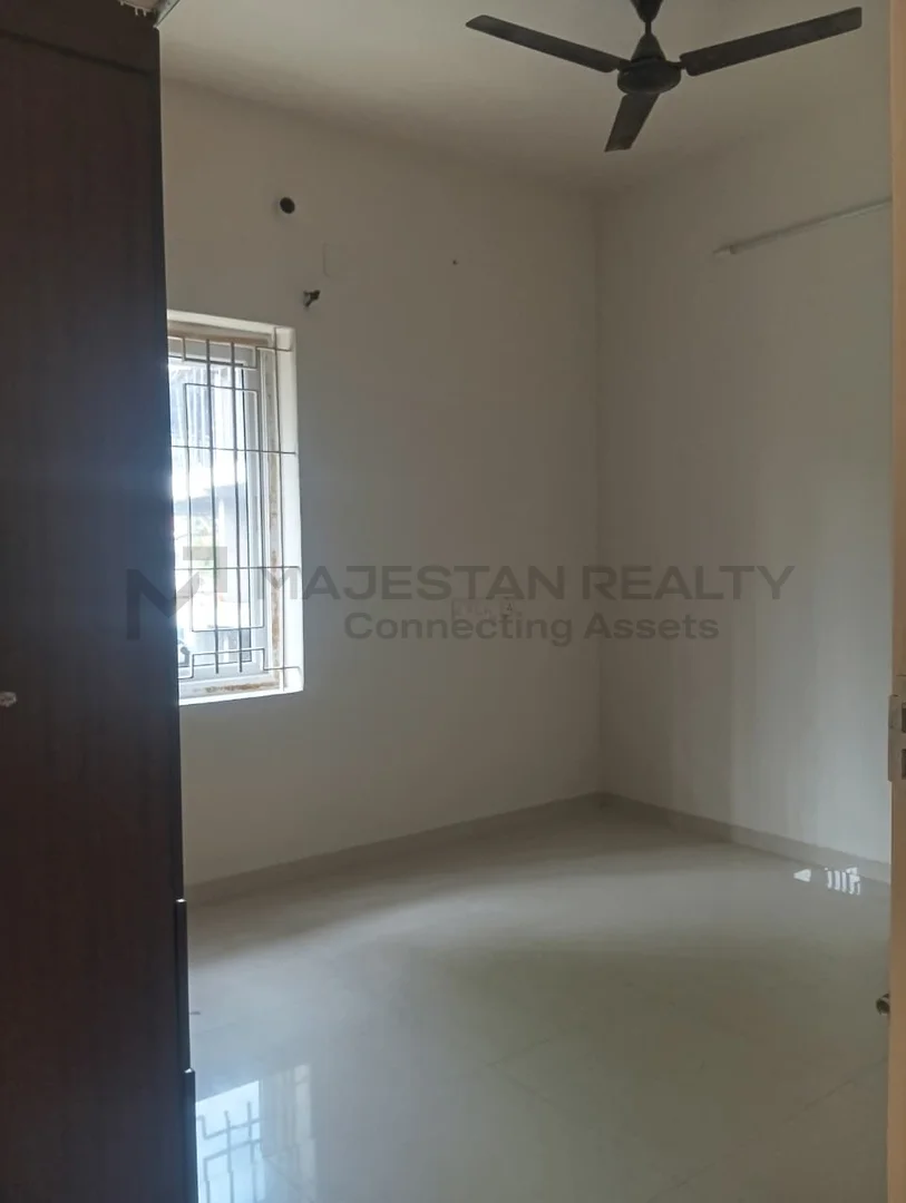 2BHK Apartment In Saibaba Colony photo 6