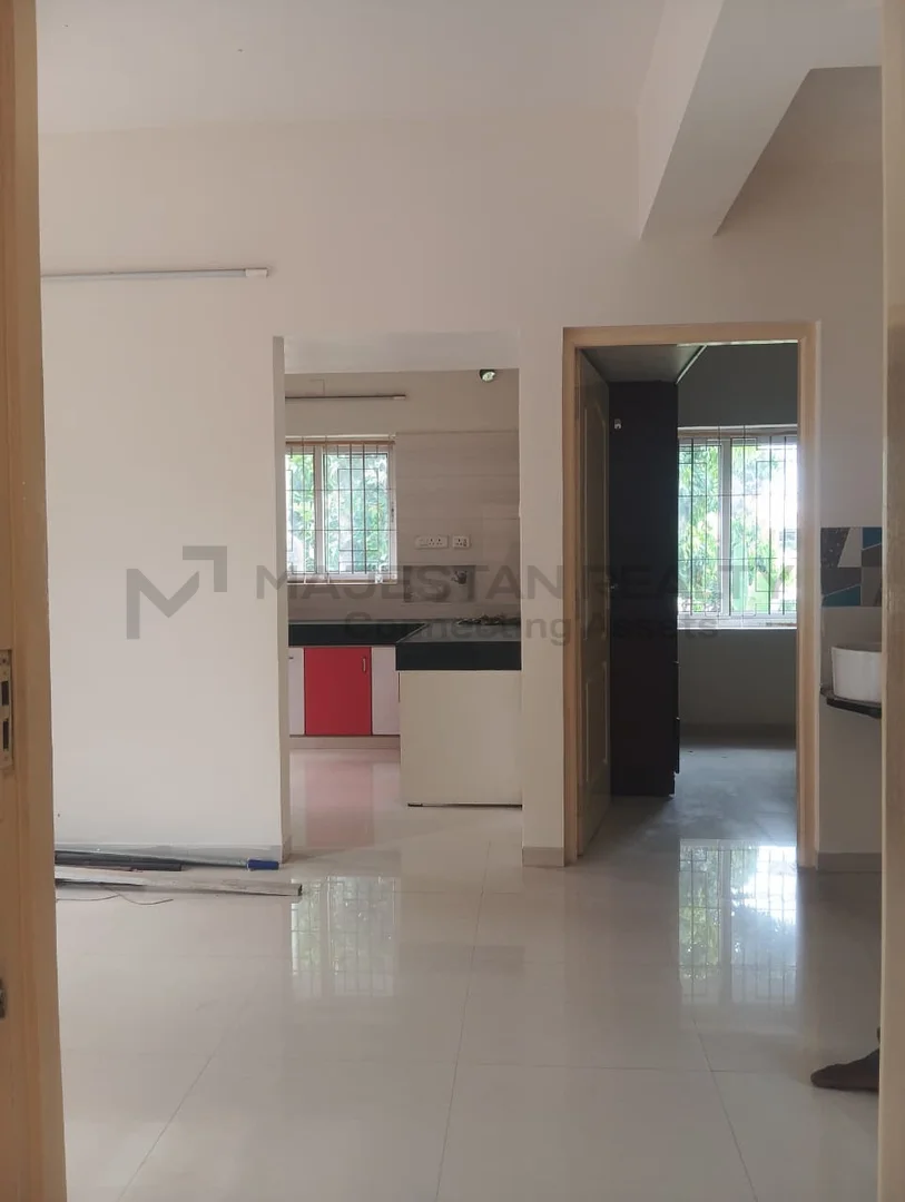 2BHK Apartment In Saibaba Colony photo 8