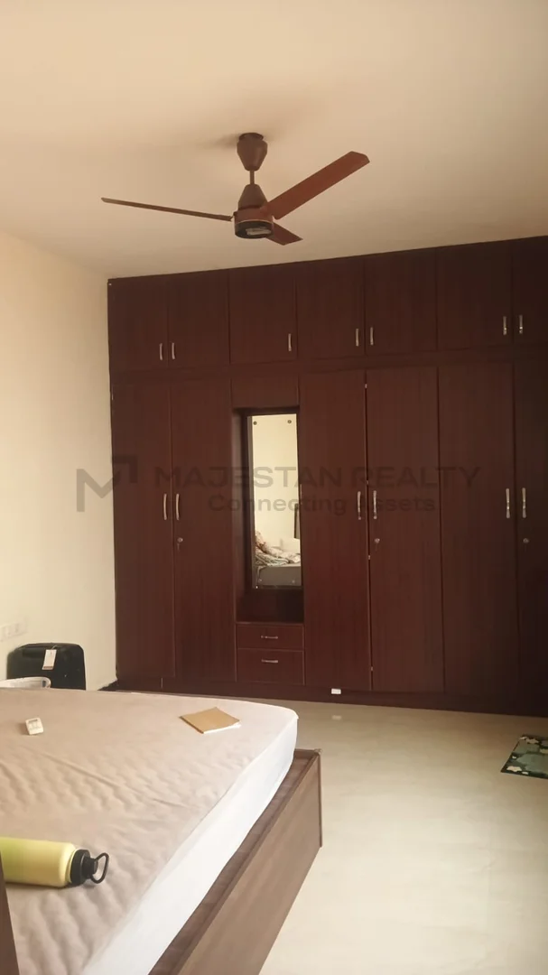 Airport Residency Apartment