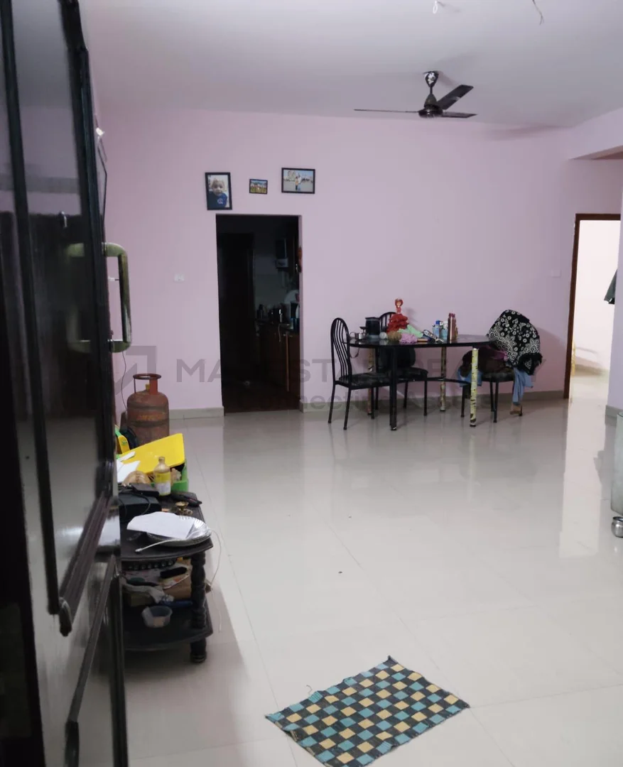 Coral Roselin Apartments