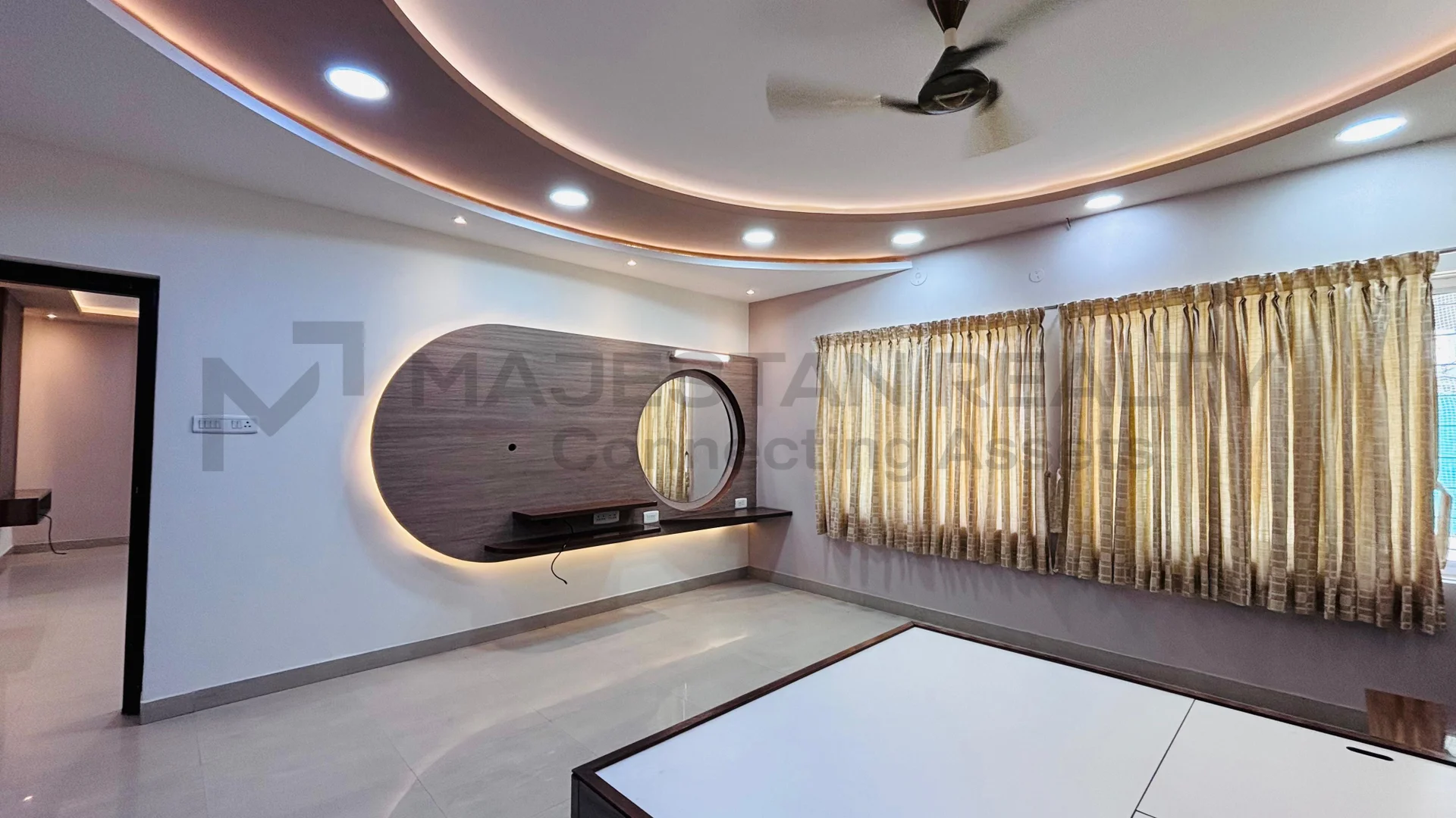 Coral Roselin Apartment photo 4