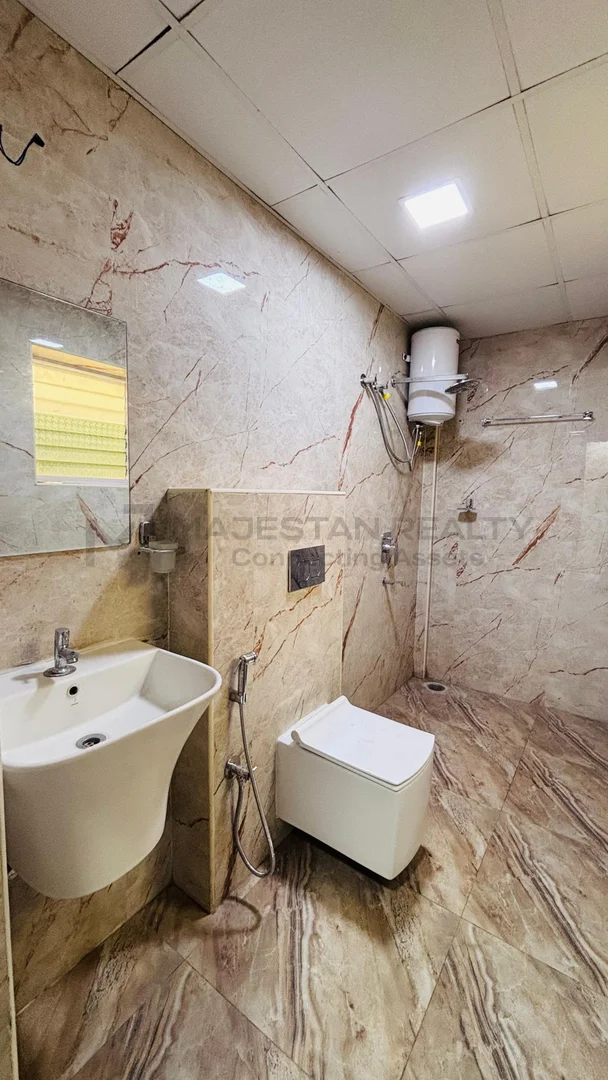 Coral Roselin Apartment photo 9