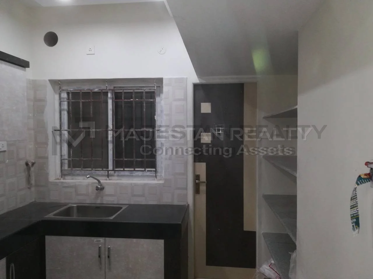 Opal Apartment