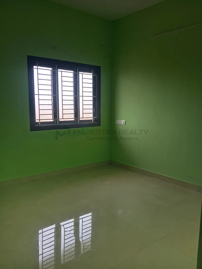 4BHK Individual House In SISH Colony photo 7