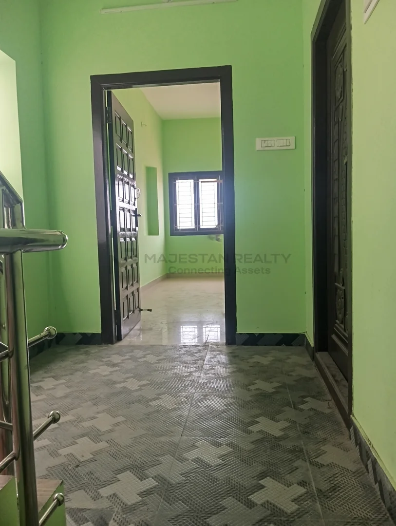 4BHK Individual House In SISH Colony photo 11