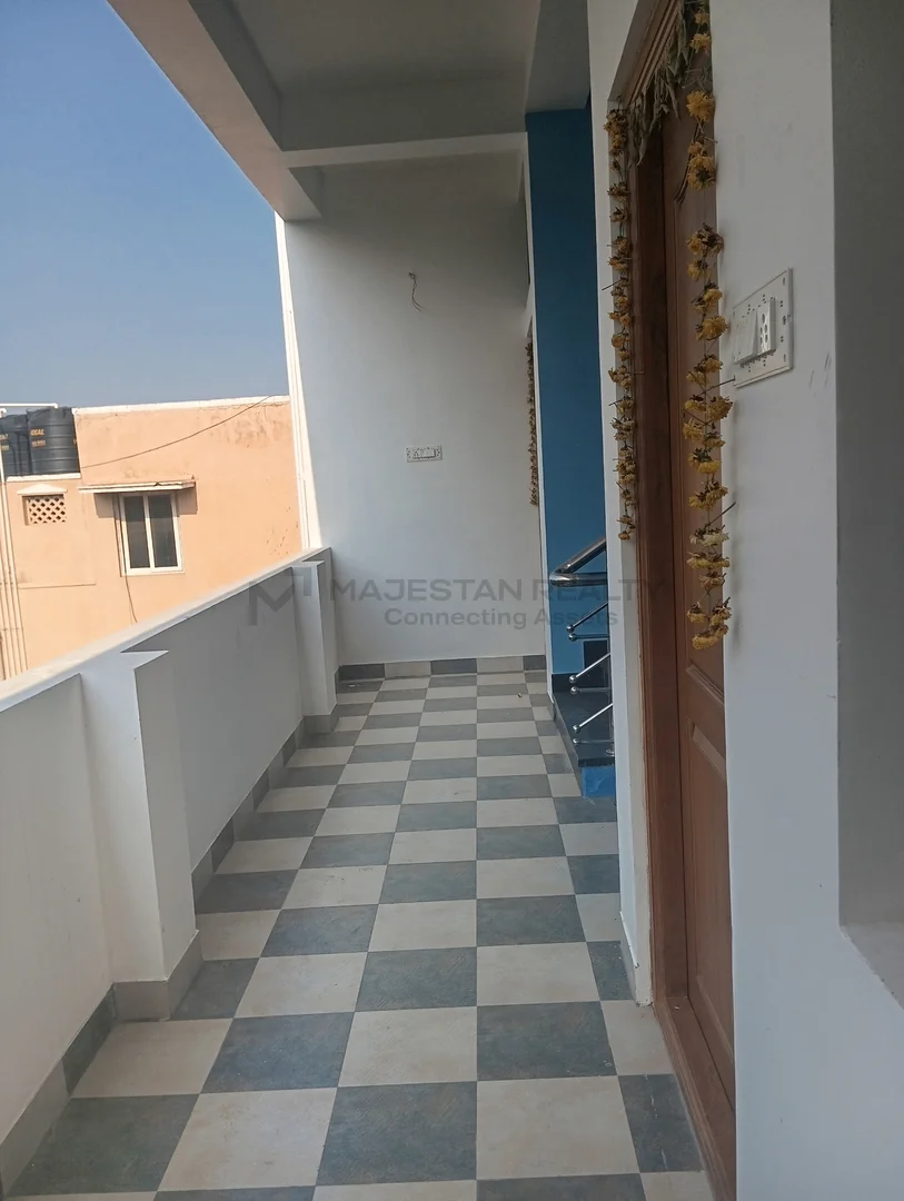 Senthil Rental portion photo 13